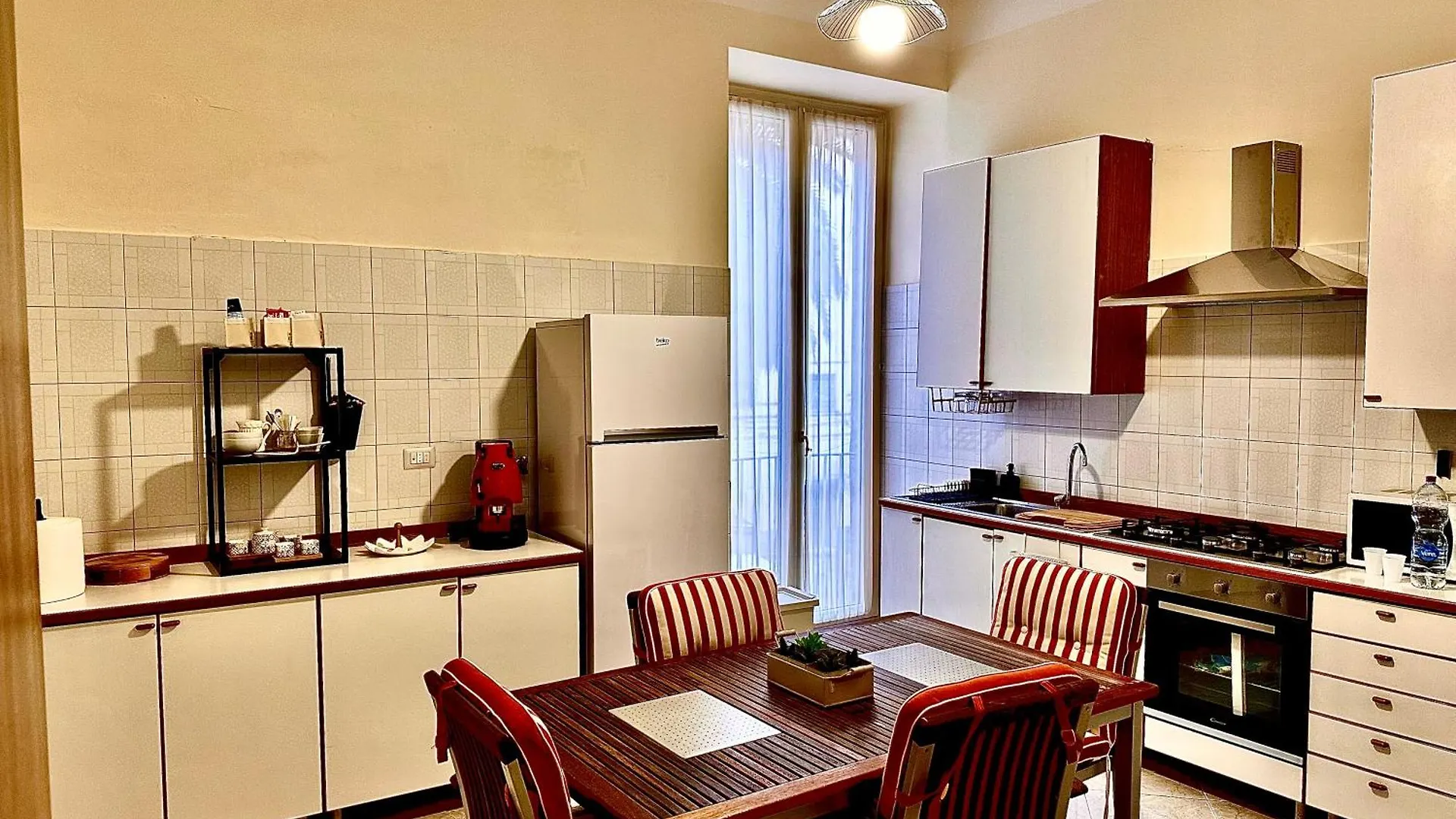Vacanze Napoli Centrale Apartment
